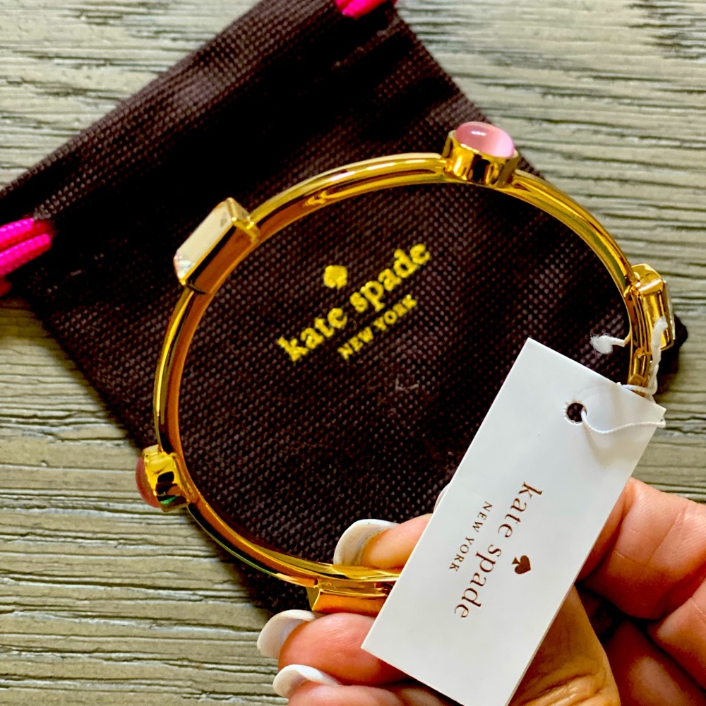 NWT - Beautiful gold-plated Kate Spade bangle with blush pink and clear crystals